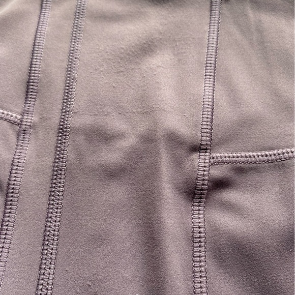 Alphalete Pulse Kinetic shorts - Picture 2 of 4